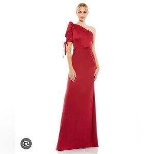 Mac Duggal One Shoulder Puff Sleeve Trumpet Gown- Size 10- Cranberry- NWT